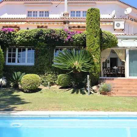Holiday home Homeholidaysrentals Deleite *